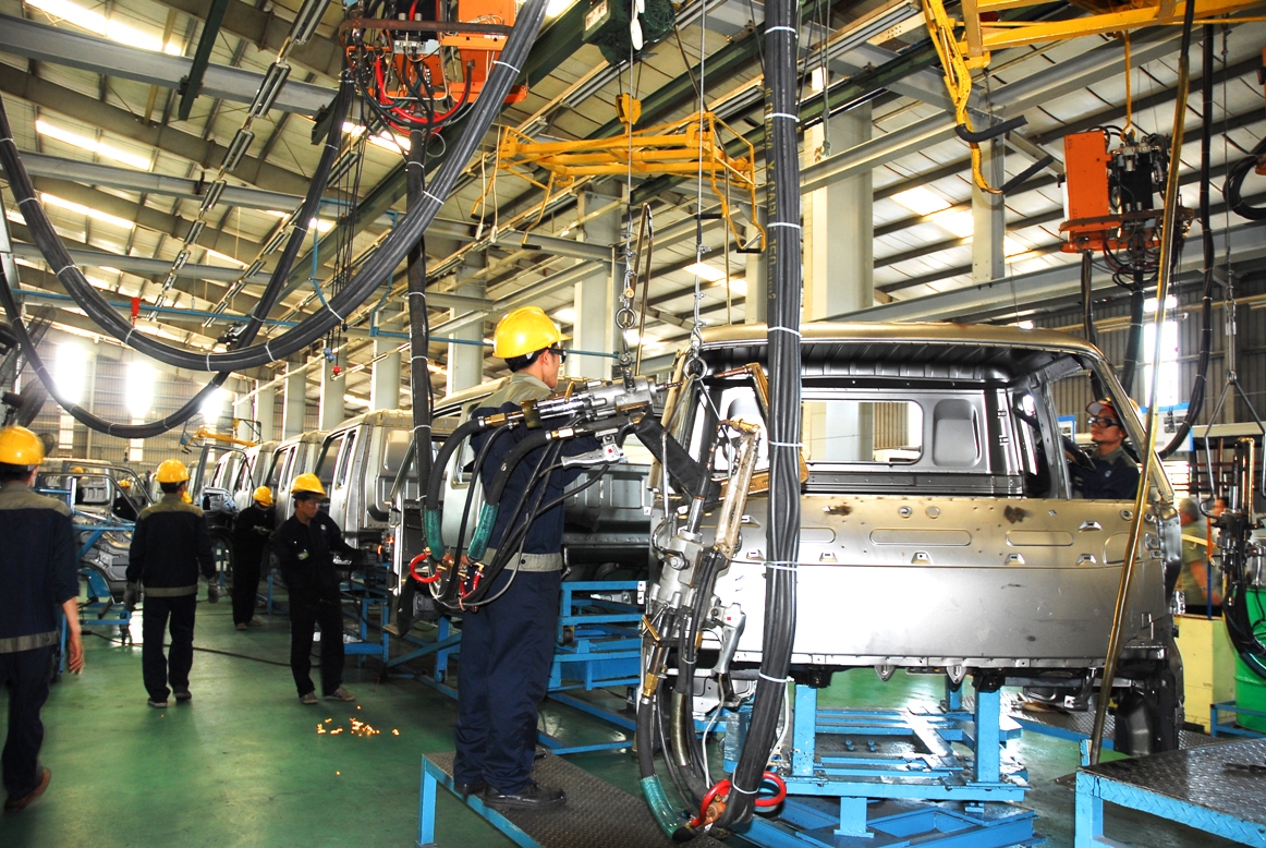 0% tariff on import cars: Vietnam automobile manufacturers to face challenges